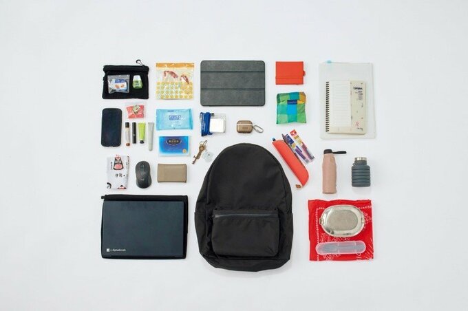 軽量化したESSE編集部のバッグ