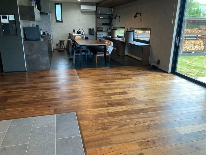 LDKの床を分ける