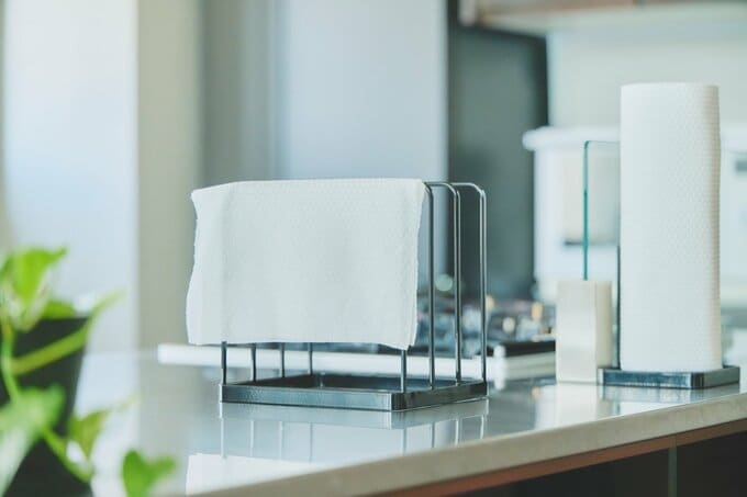 ペーパータオルを干す