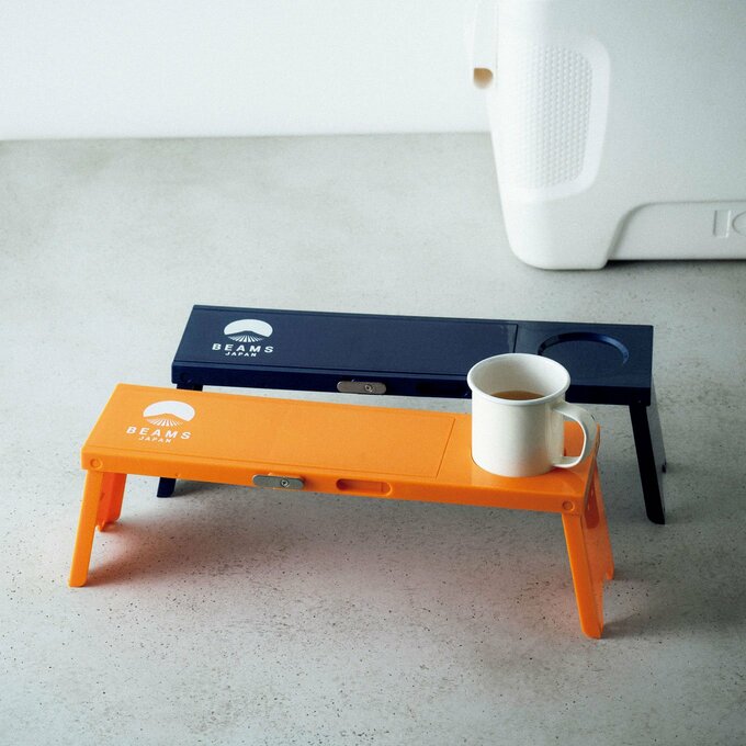 折りたたみテーブル