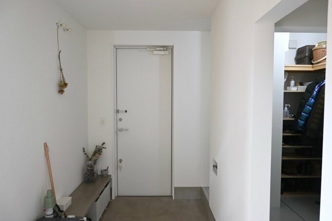 玄関横のシューズクローゼット