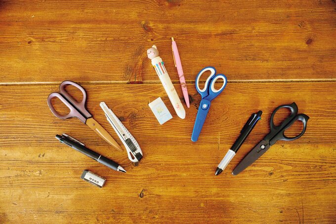 並べられた文房具