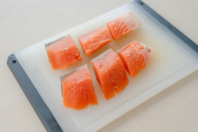 「まるで鮭フライ!トースターでつくる鮭のサクサクパン粉焼き」切り身