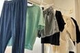 「大きなバスタオル」も「外干し」もやめた。梅雨どきの洗濯をラクにする工夫3つ