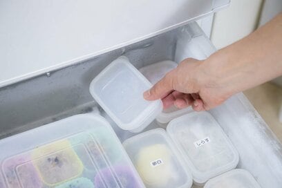 常備食材の冷凍ワザを極めれば、弁当もみそ汁も超時短