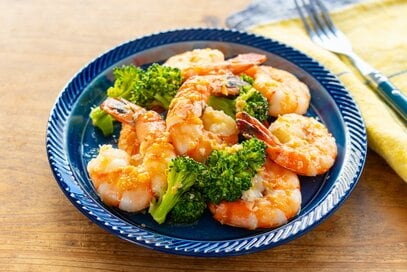 プリプリなエビがやみつき「ガーリップシュリンプ」。年末のパーティにもぴったり