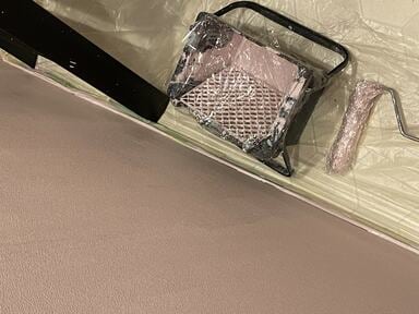 2回目の塗装まではラップなどをかぶせ乾かないようにしておく