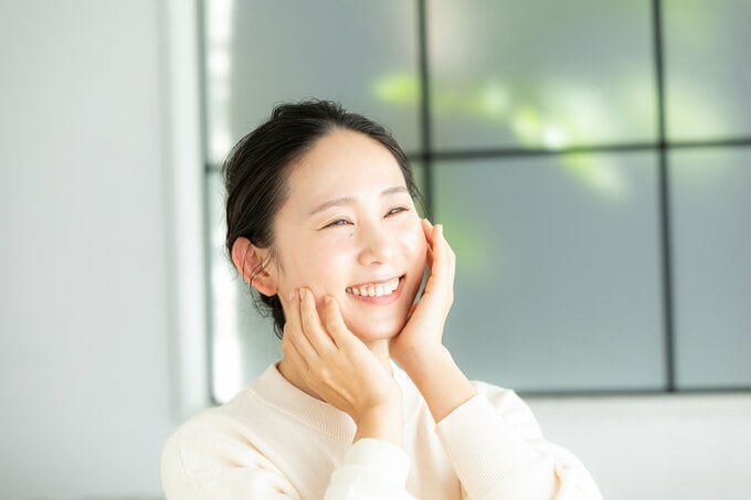 笑顔の女性