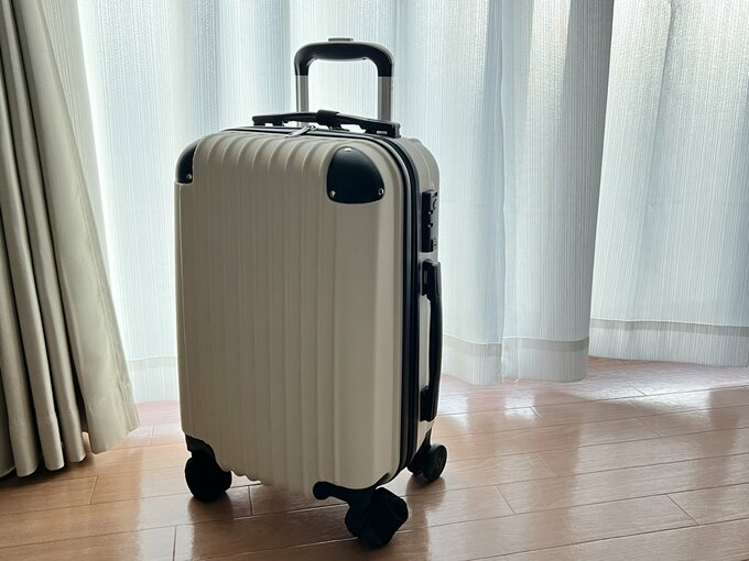 かなさんキャリーケース