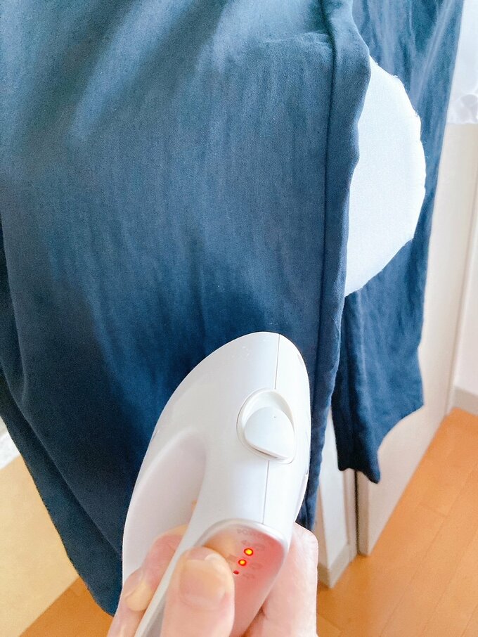 服のシワが気になったら、さっとケア