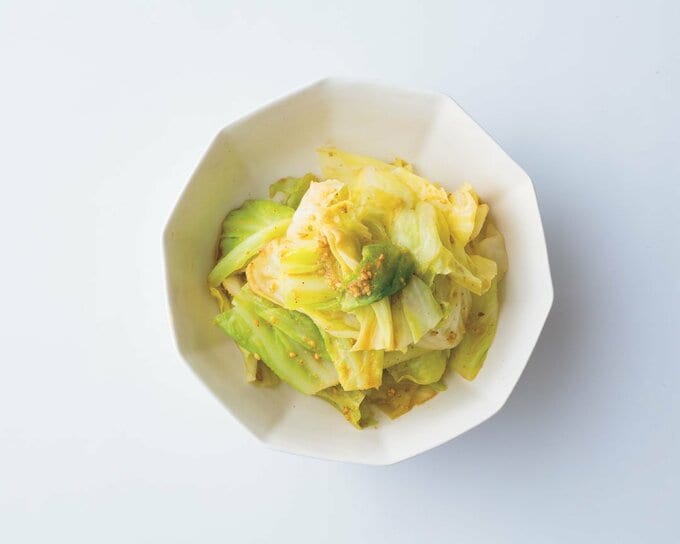 キャベツの白ごまあえ