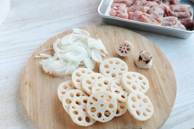 カットしたレンコンなど