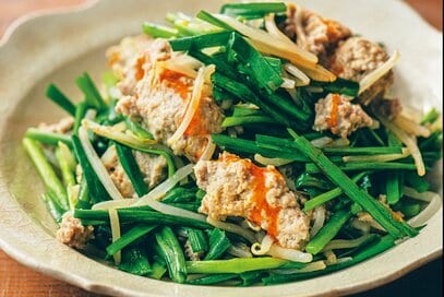 手でこねない「肉団子」。モヤシとニラを合わせてヘルシーな一品に