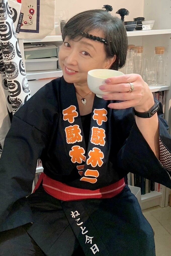 はっぴ姿の川上麻衣子さん