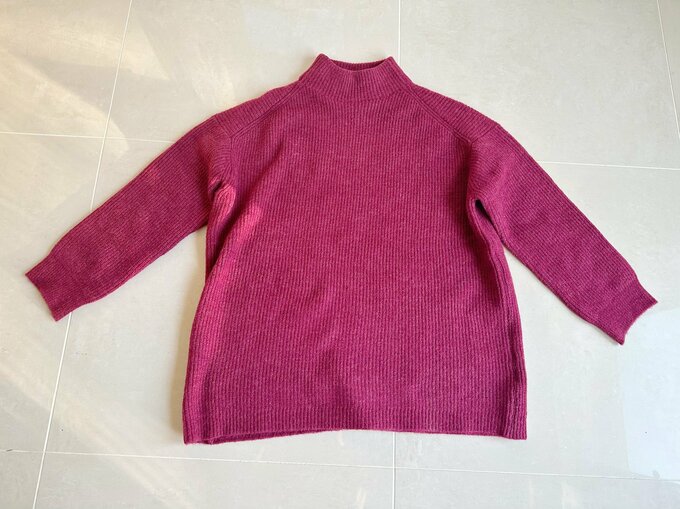 パフィータッチオーバーサイズハイネックセーター(長袖)