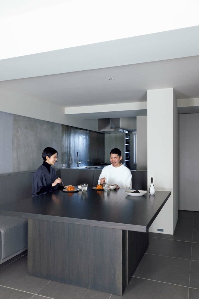 ダイニングテーブル