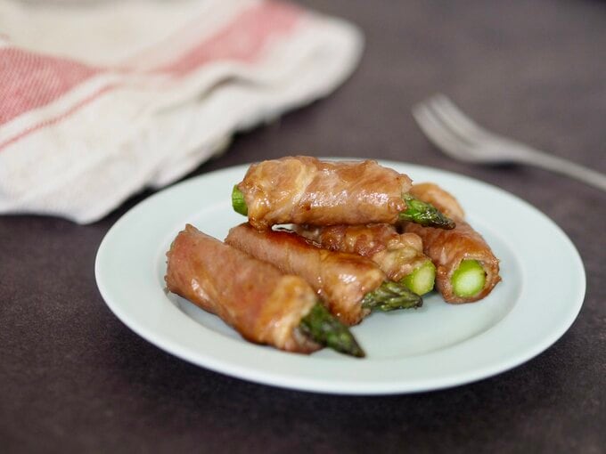 グリーンアスパラの肉巻き