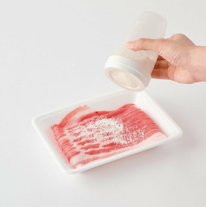 小麦粉ふりふりストッカー