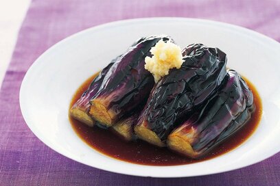 おだしがじゅわ～！「ナスの丸ごと揚げびたし」。ショウガでさっぱり、箸が止まらん…