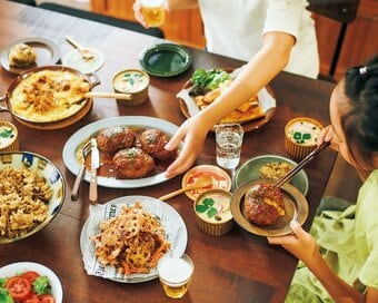 チーズがあふれる煮込みハンバーグ。山本ゆりさん一家も大絶賛