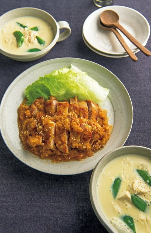 「鶏モモの香味焼き」と「スナップエンドウの豆乳スープ」