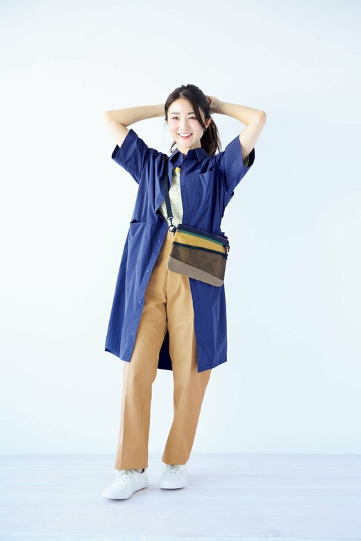 シャツワンピース