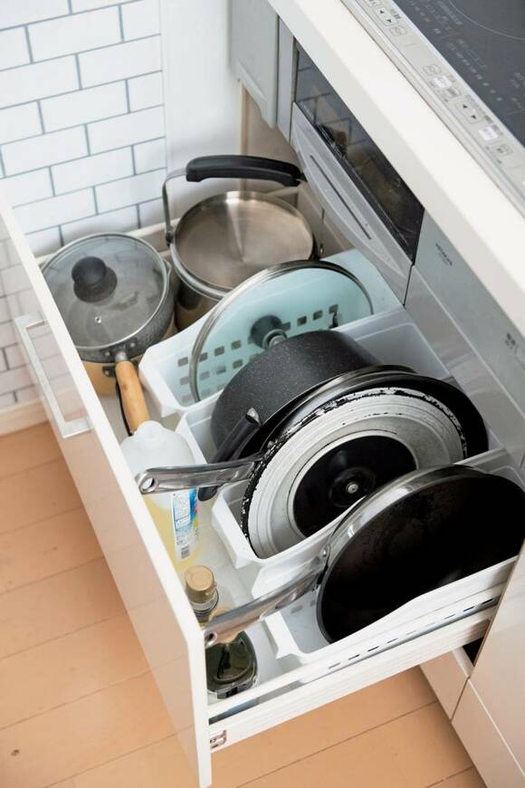 フライパンのフタたてて収納