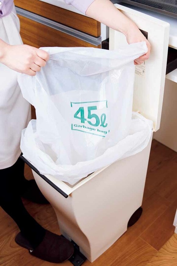 ゴミ袋は5枚重ねづけで取り替えの手間なし