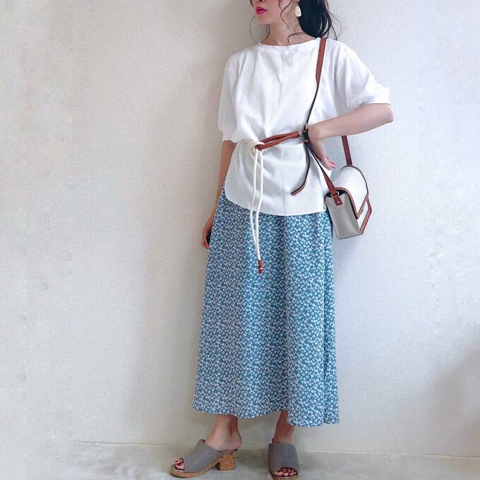 今年らしいオーバーサイズTとも似合っちゃいます