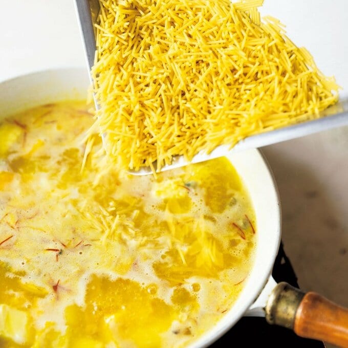 お米の代わりに短いパスタ