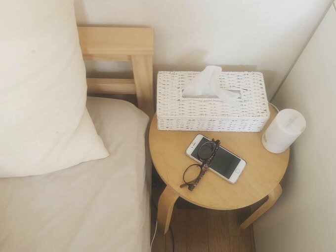 ベッドサイドテーブルとして使える