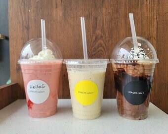 ローソンの限定店舗だけで飲める「手づくりスムージー」。350円とは思えない！