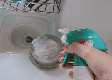 排水口のフタはしない、台ふきは持たない。元汚部屋暮らしが「キッチンでやめたこと」4つ