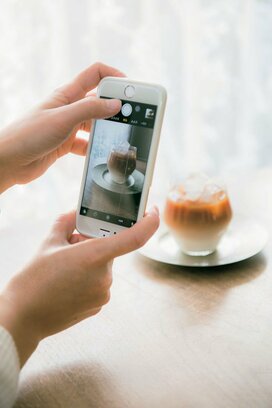 スマホを逆さに!?おいしそうな映える写真を撮るコツ