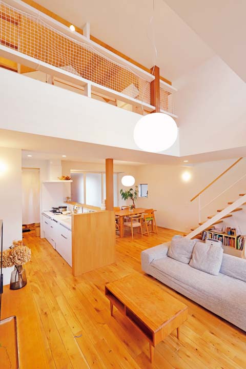 リビングの吹き抜け