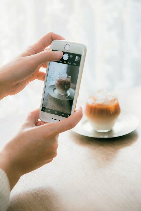 レンズを逆さにして撮影する