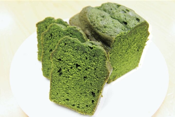 春摘みの抹茶を贅沢に使った「むらちゃパウンドケーキ」はおすすめ商品。通販もあり
