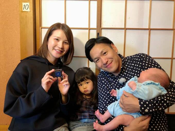 子ども2人と夫婦