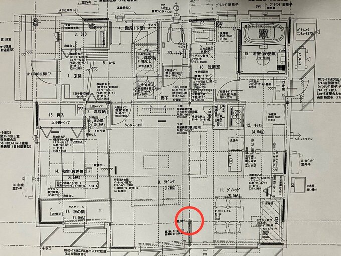 1階の間取りと柱の位置