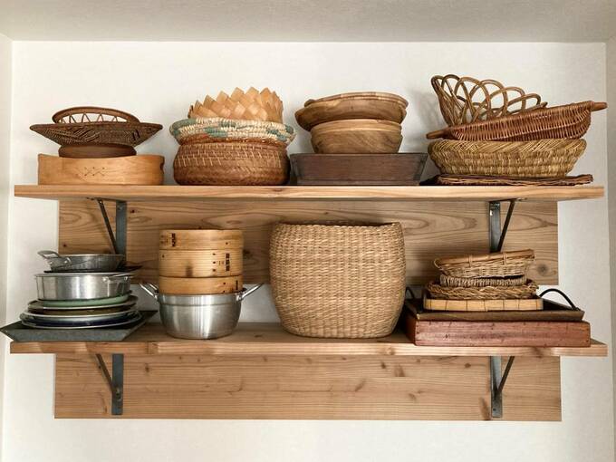 キッチン棚のカゴ