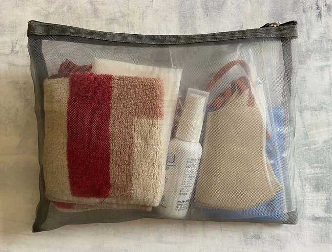 ナイロンメッシュポーチ