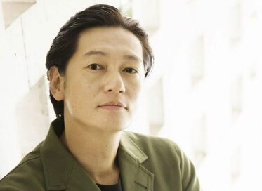 井浦新さんが恩師・若松孝二監督を熱演！「みんなが共犯の映画です」
