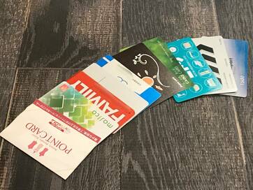 ポイントカードで家計が圧迫…やめたら月2万の節約に