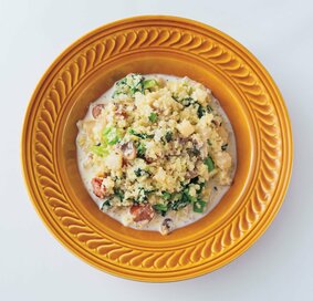「カリフラワーライス」を使ったリゾット。ご飯の代用やせレシピ