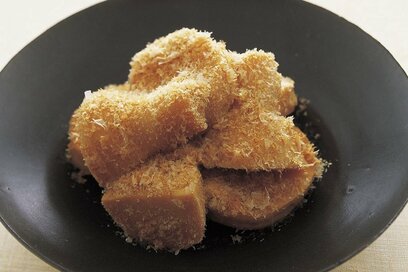 春を感じる「タケノコの土佐煮」。おいしさのコツは“しょうゆの2段使い”／大庭英子さんの旬レシピ