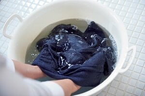 摩擦が起きないよう浮かせ洗い