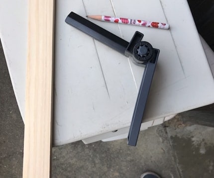 ノコギリガイド