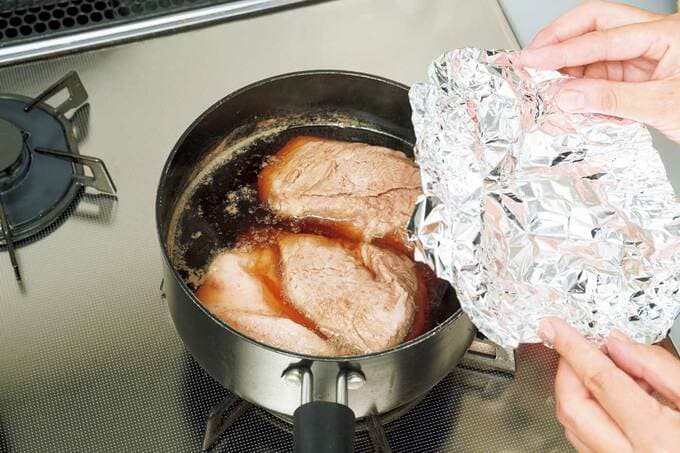 煮豚の製作過程