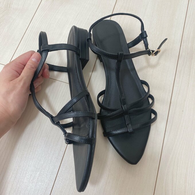 ソールがフラット