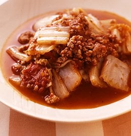 白菜とひき肉のトマト煮込み